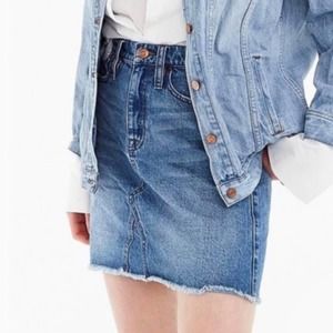 J Crew Size 25 Denim Skirt Blue Jean Back Pockets Frayed Hem Raw Edge Birch Wash